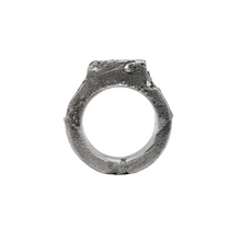 Charger l'image dans la galerie, One-of-a-Kind Sand Cast Diamond Ring #25