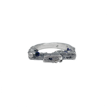 Cargar imagen en el visor de la galería, One-of-a-Kind Sand Cast Sapphire &amp; Diamond Ring #30